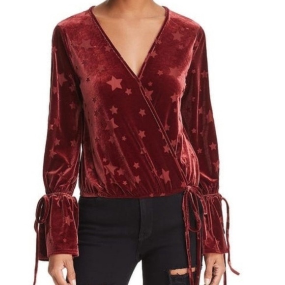 Vintage Havana Tops - NWT Vintage Havana burgundy velvet burnout star top blouse holiday fall